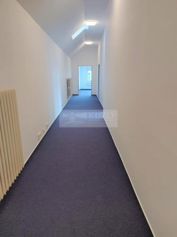 Pronájem kanceláře, Praha - Kunratice, náměstí Prezidenta Masaryka, 11 m2
