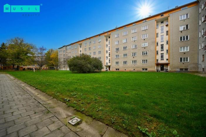 Pronájem bytu 2+kk, Olomouc, Dukelská, 46 m2