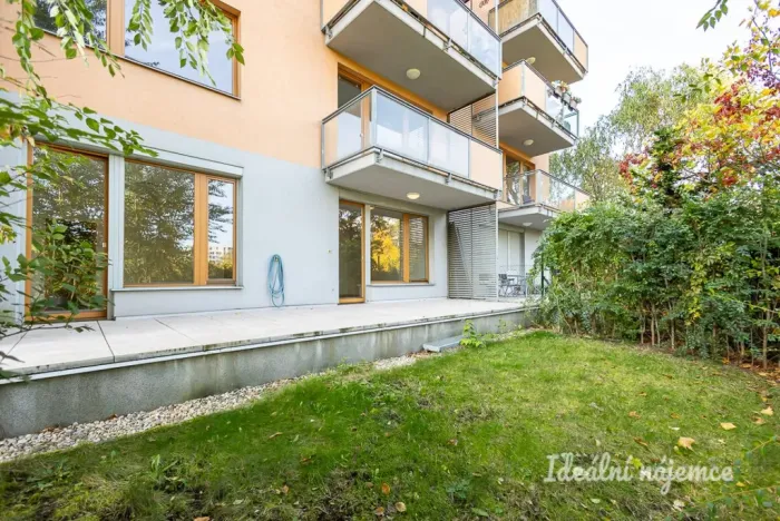 Pronájem bytu 2+kk, Praha - Hloubětín, Nepelova, 58 m2