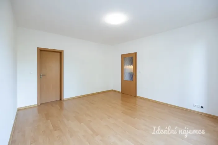 Pronájem bytu 2+kk, Praha - Hloubětín, Nepelova, 58 m2