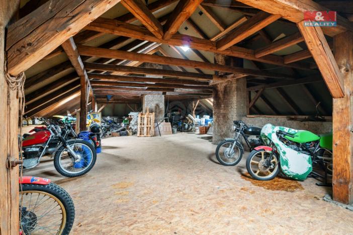 Prodej rodinného domu, Povrly, Český Bukov, 580 m2