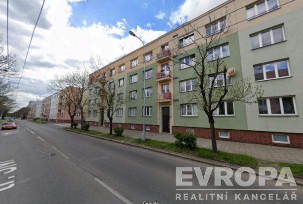 Pronájem bytu 2+1, Hradec Králové - Slezské Předměstí, třída SNP, 53 m2