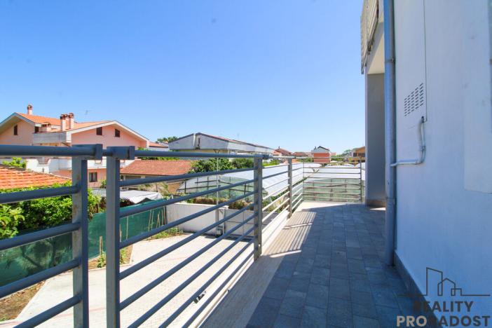 Prodej bytu 3+kk, Postilli,Itálie, 71 m2