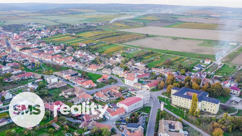 Prodej komerčního pozemku, Šatov, 3576 m2