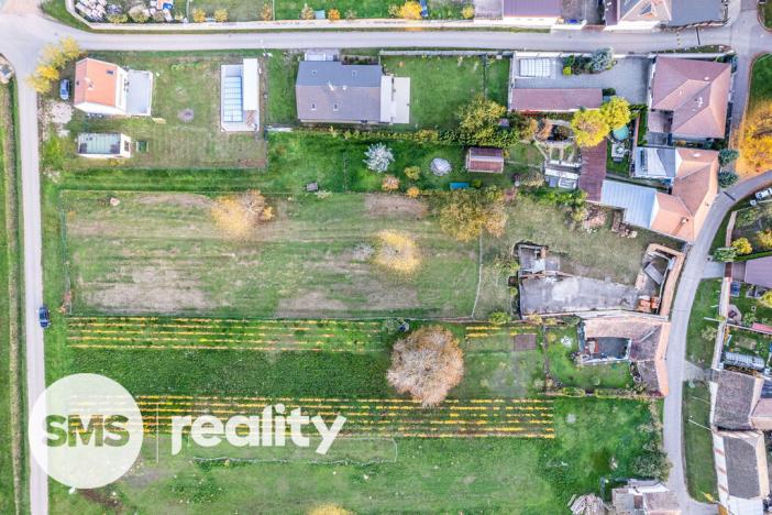 Prodej komerčního pozemku, Šatov, 2376 m2