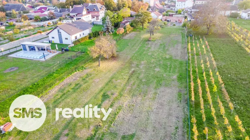 Prodej komerčního pozemku, Šatov, 2376 m2