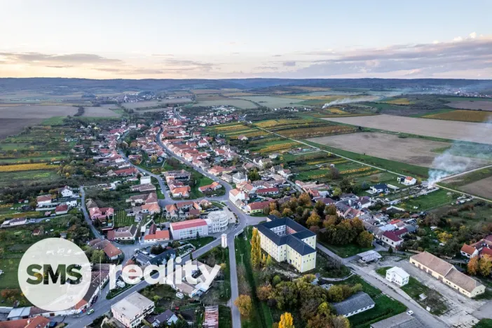Prodej komerčního pozemku, Šatov, 2376 m2