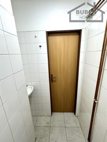 Pronájem obchodního prostoru, Bor, náměstí Republiky, 70 m2