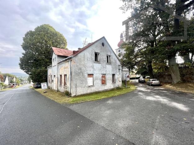 Prodej rodinného domu, Lesná, 170 m2