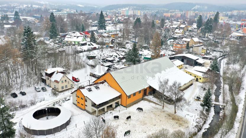 Pronájem zemědělské usedlosti, Jablonec nad Nisou, Jezdecká, 2283 m2