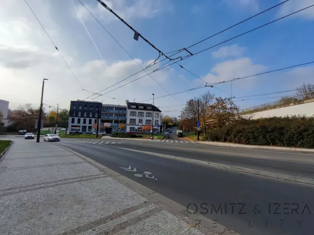 Pronájem komerčního pozemku, Praha, 148 m2