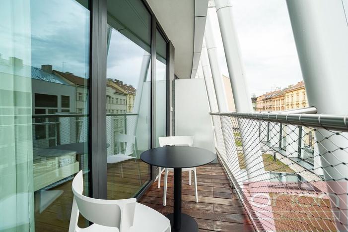 Pronájem bytu 2+kk, Praha - Košíře, Holečkova, 66 m2