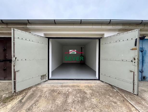 Prodej garáže, Lom - Loučná, Školní, 21 m2