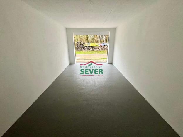 Prodej garáže, Lom - Loučná, Školní, 21 m2