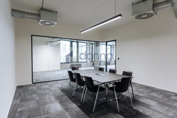 Pronájem kanceláře, Praha - Nové Město, Václavské náměstí, 652 m2