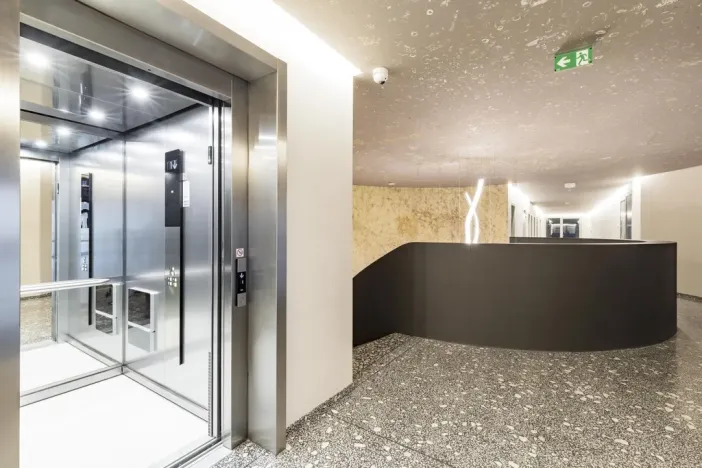 Pronájem bytu 2+kk, Praha - Smíchov, Holečkova, 180 m2