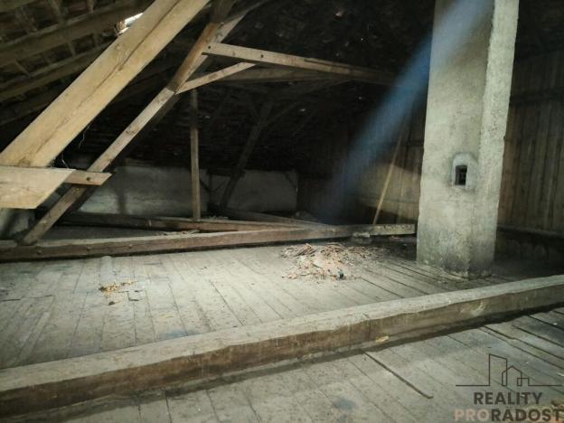 Prodej rodinného domu, Dnešice - Černotín, 268 m2