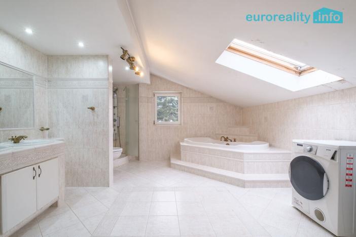 Prodej apartmánu, Nové Hamry, 1064 m2