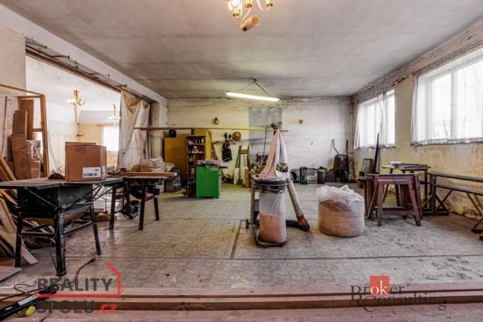 Prodej rodinného domu, Úsobí, 395 m2