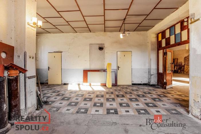 Prodej rodinného domu, Úsobí, 395 m2