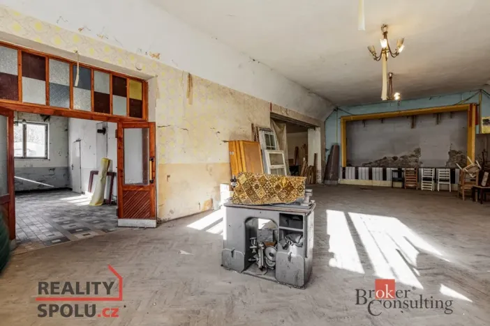 Prodej rodinného domu, Úsobí, 395 m2