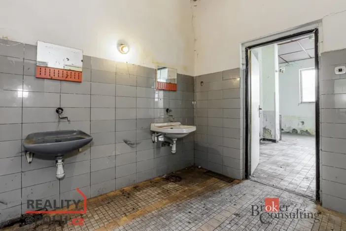 Prodej rodinného domu, Úsobí, 395 m2