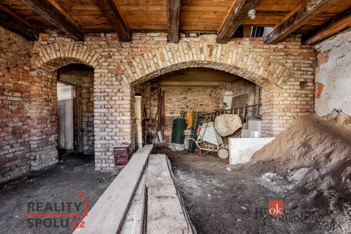 Prodej rodinného domu, Úsobí, 395 m2