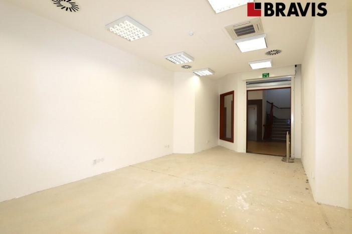 Pronájem obchodního prostoru, Brno, Starobrněnská, 12 m2