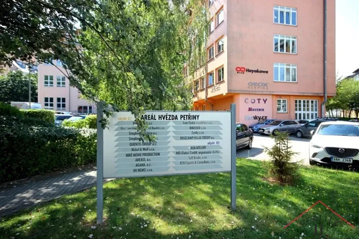 Pronájem kanceláře, Praha - Veleslavín, Na okraji, 650 m2