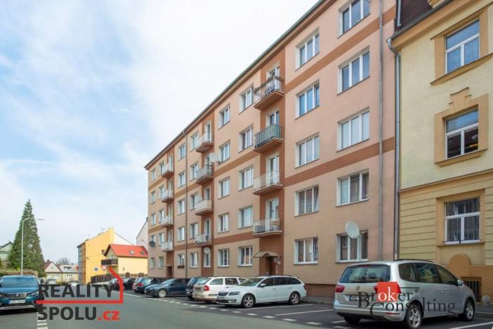 Prodej bytu 2+1, Cheb, Na Hradčanech, 55 m2