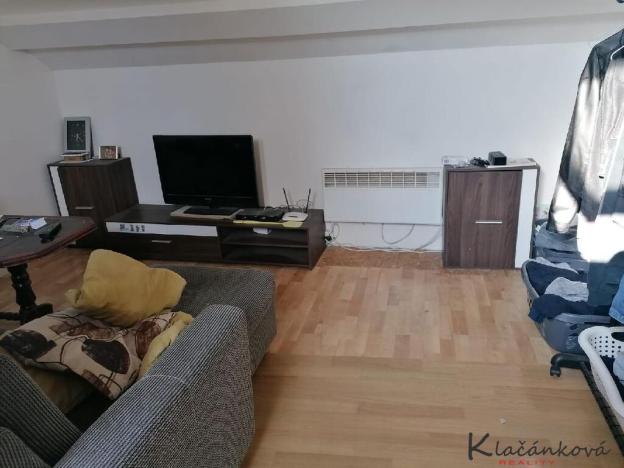 Pronájem bytu 2+kk, Napajedla, Žerotínova, 43 m2