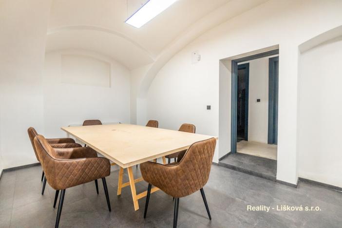 Prodej výrobních prostor, Trmice, Slepá ulička, 1274 m2