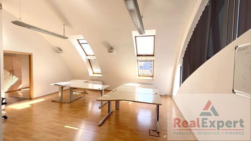 Pronájem kanceláře, Praha - Braník, Zelený pruh, 294 m2