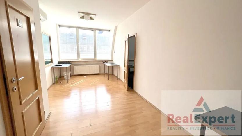 Pronájem kanceláře, Praha - Braník, Zelený pruh, 294 m2