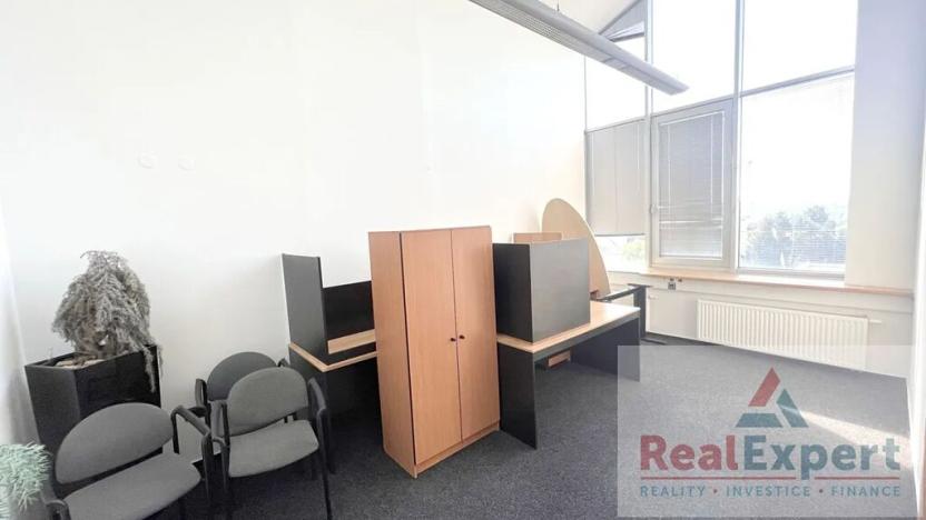 Pronájem kanceláře, Praha - Braník, Zelený pruh, 294 m2