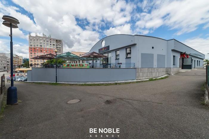 Pronájem obchodního prostoru, Benešov, Vnoučkova, 23 m2