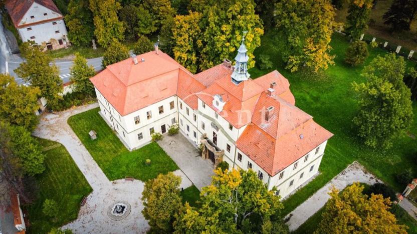 Prodej domu, Mirošov, náměstí Míru, 1364 m2