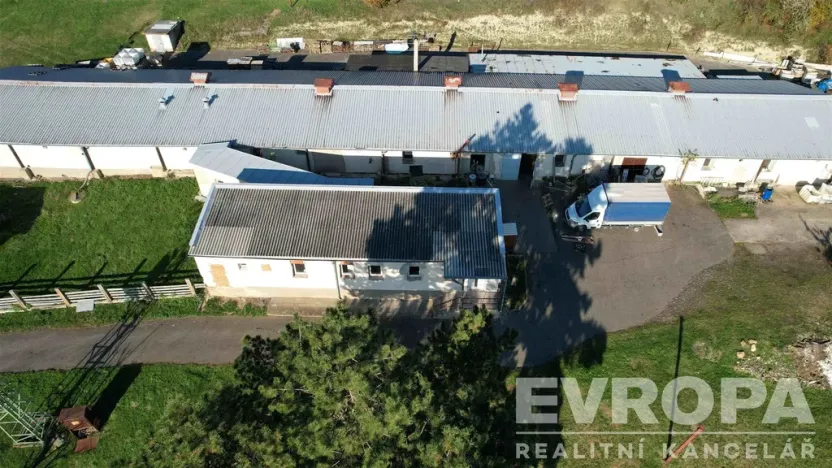 Prodej výrobních prostor, Libčeves, okres louny, 1700 m2