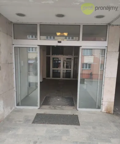 Pronájem kanceláře, Pelhřimov, Nádražní, 171 m2