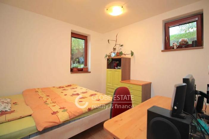 Prodej rodinného domu, Praha - Dolní Počernice, V padolině, 220 m2