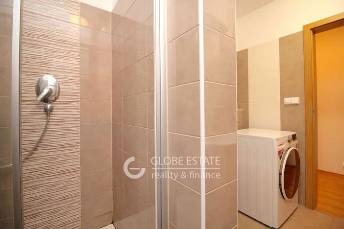 Prodej rodinného domu, Praha - Dolní Počernice, V padolině, 220 m2