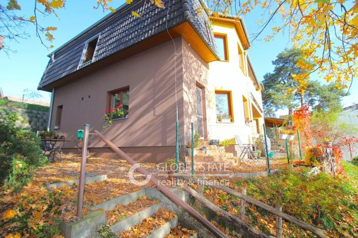 Prodej rodinného domu, Praha - Dolní Počernice, V padolině, 220 m2