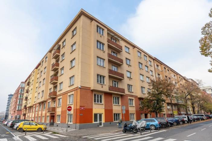 Prodej bytu 2+kk, Praha - Holešovice, Osadní, 57 m2