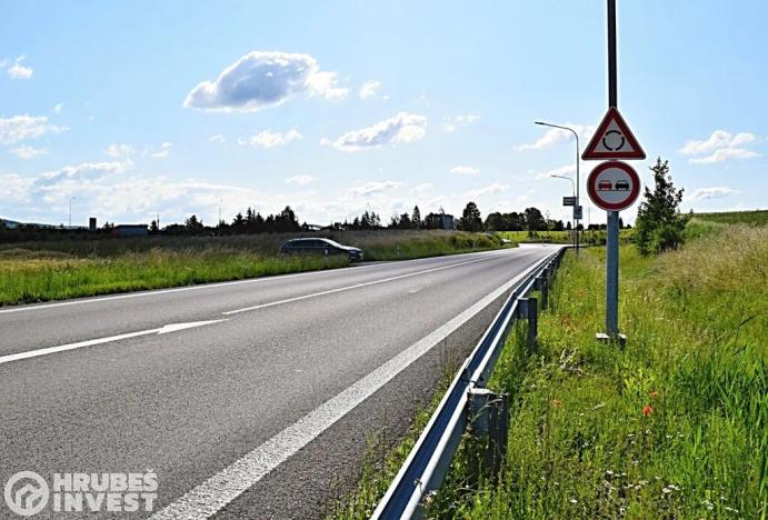 Prodej komerčního pozemku, Holice, 8945 m2
