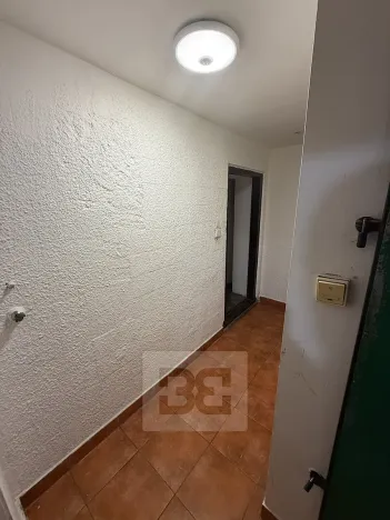 Pronájem obchodního prostoru, Neratovice, Mládežnická, 150 m2
