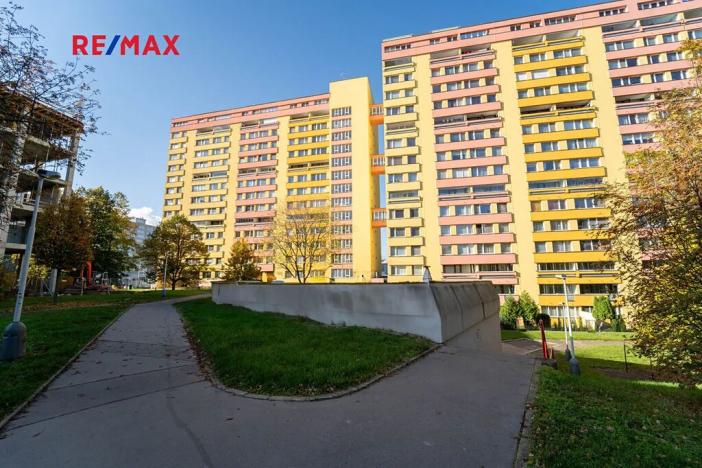 Prodej bytu 3+kk, Praha - Bohnice, Hlivická, 72 m2