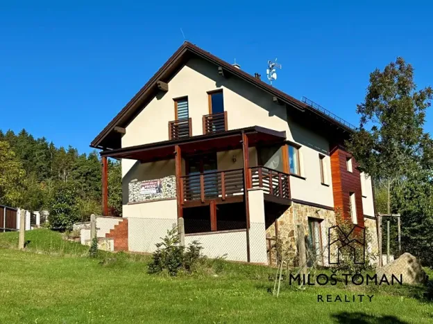 Prodej rodinného domu, Mochtín, 330 m2