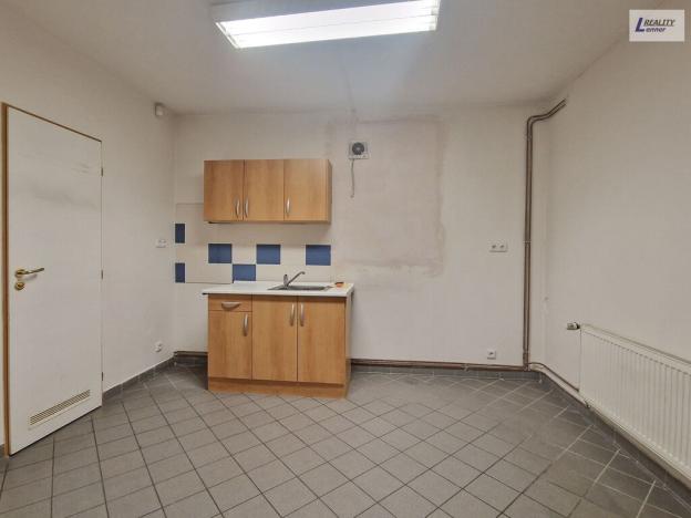 Pronájem obchodního prostoru, Praha - Háje, Hviezdoslavova, 661 m2