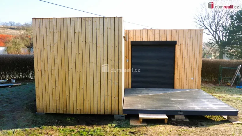 Prodej garáže, Pernštejnské Jestřabí - Maňová, 36 m2