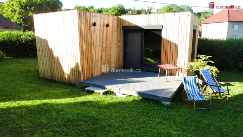 Prodej garáže, Pernštejnské Jestřabí - Maňová, 36 m2